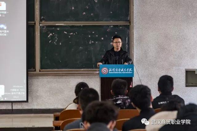 1527503475135141.png blob.png