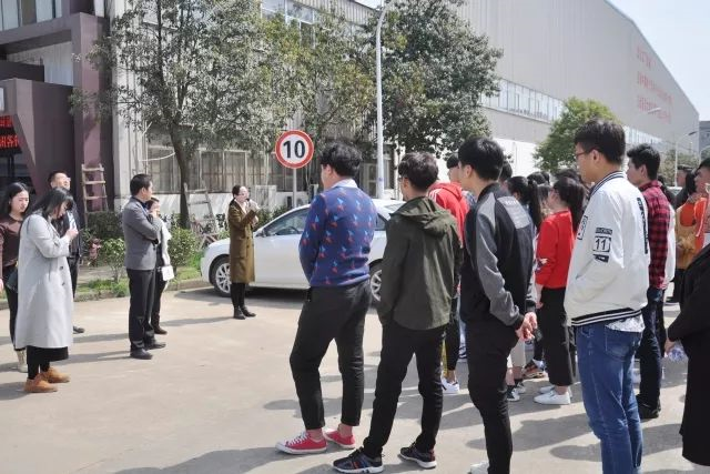 1527559556475372.png 1527559556475372.png