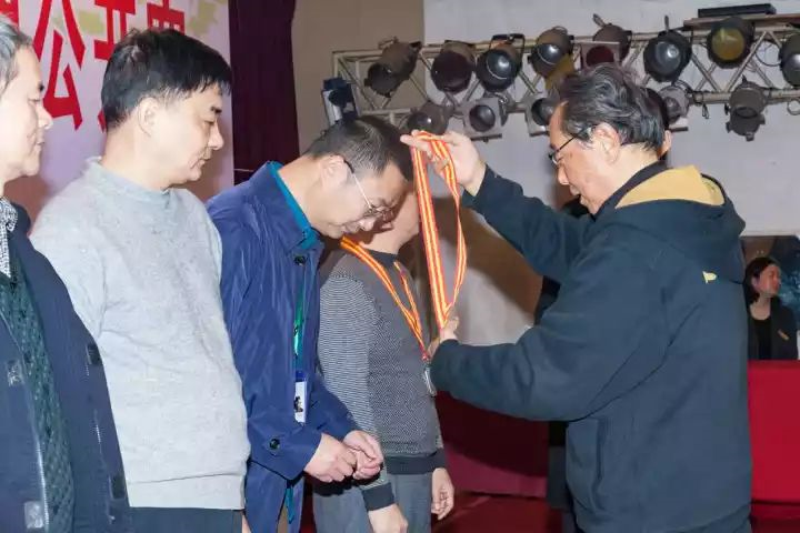 1527641471567287.png blob.png