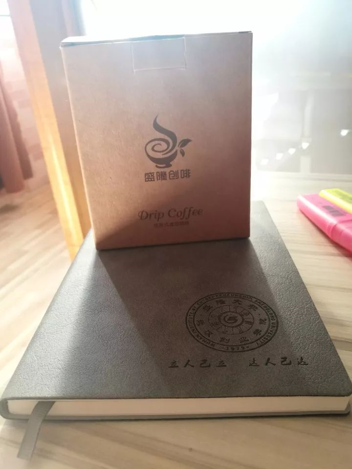 1527659788111908.png blob.png