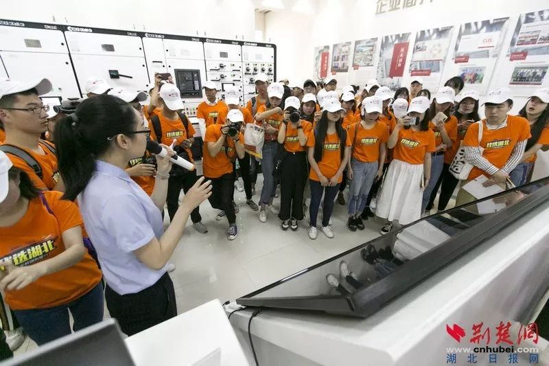 1528353313123199.png blob.png