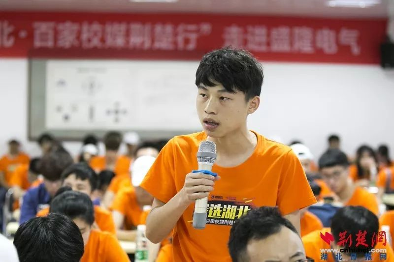 1528353853733390.png blob.png