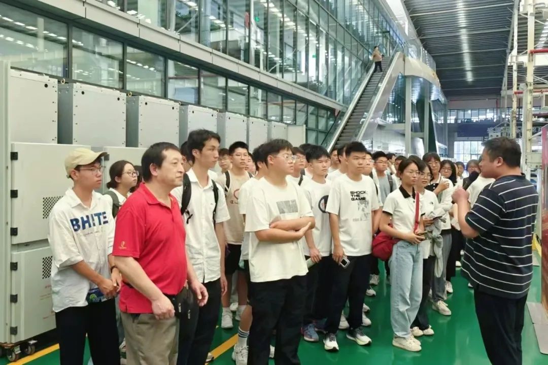 1739418910908876.jpg 640 (3).jpg