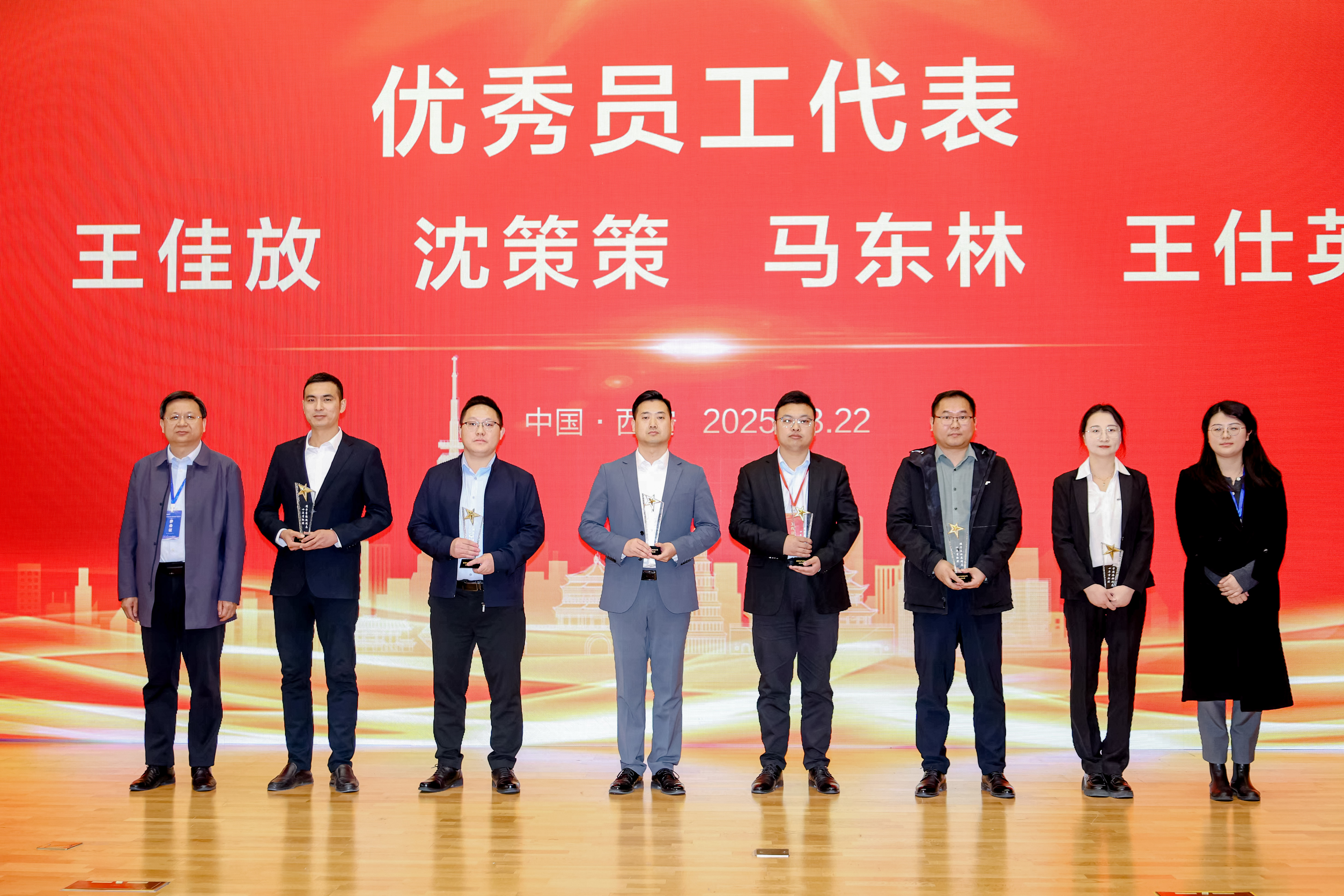 1746698929281920.jpg 1746698929281920.jpg