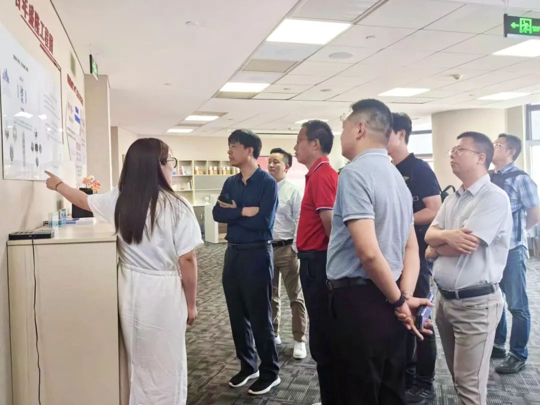 1754224965440303.jpg 1754224965440303.jpg