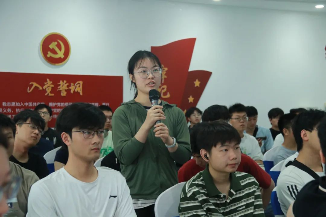 1754225797441377.jpg 1754225797441377.jpg